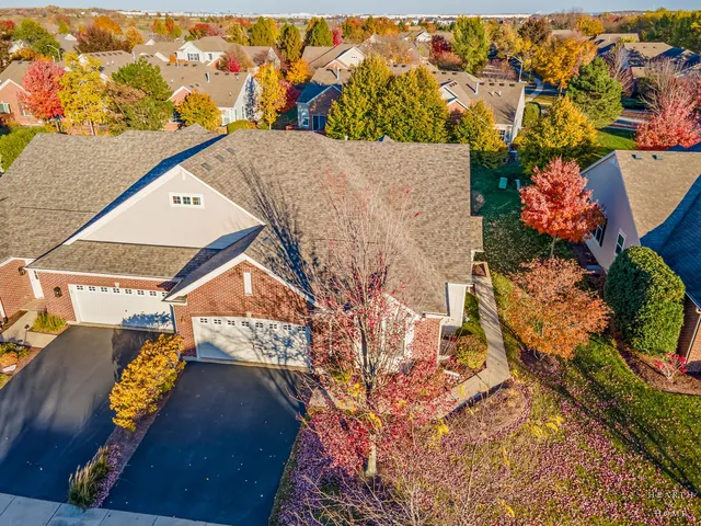 $490,000 | 1204 John Hancock Drive, Bolingbrook, IL 60490