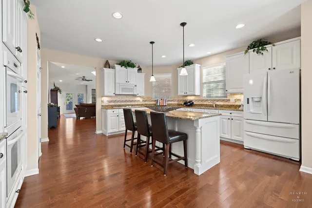 $490,000 | 1204 John Hancock Drive, Bolingbrook, IL 60490