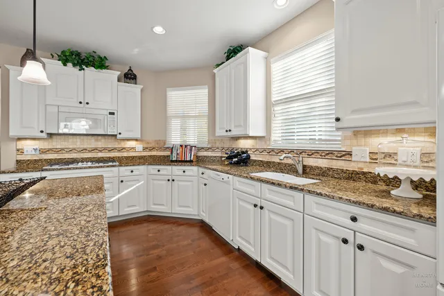 $490,000 | 1204 John Hancock Drive, Bolingbrook, IL 60490