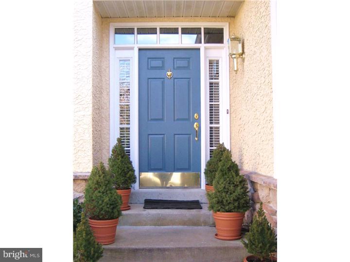 198 3 Rivers Court, Unit 98 Berwyn, PA 19312 - Photo 3 of 21 Exterior Front