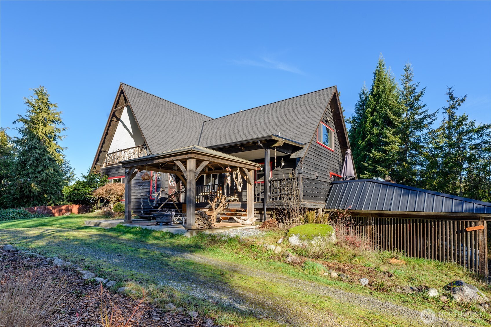 323 Hulse Road Port Angeles, WA 98362 - Photo 5 of 40