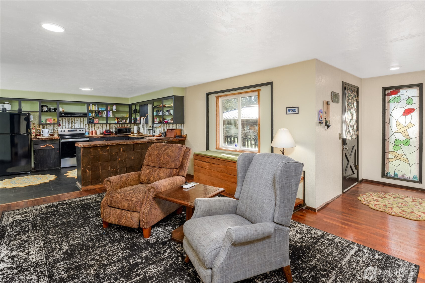 323 Hulse Road Port Angeles, WA 98362 - Photo 7 of 40