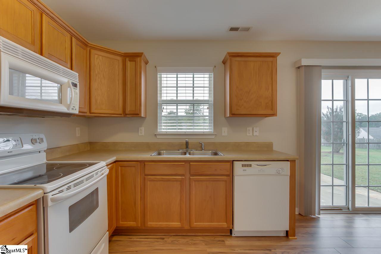 11 Catterick Way Fountain Inn, SC 29644 - Photo 12 of 29 Gallery Image 12