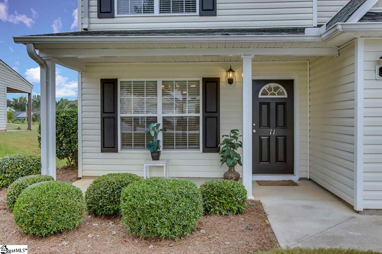 11 Catterick Way Fountain Inn, SC 29644 - Photo 3 of 29 Gallery Image 3