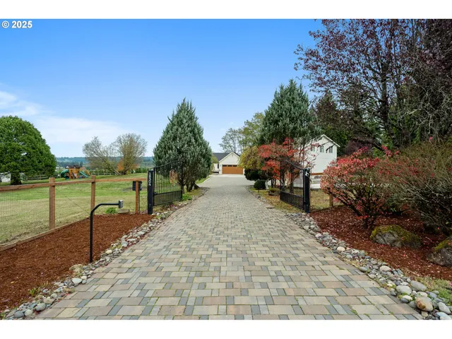 a view of a street with a house