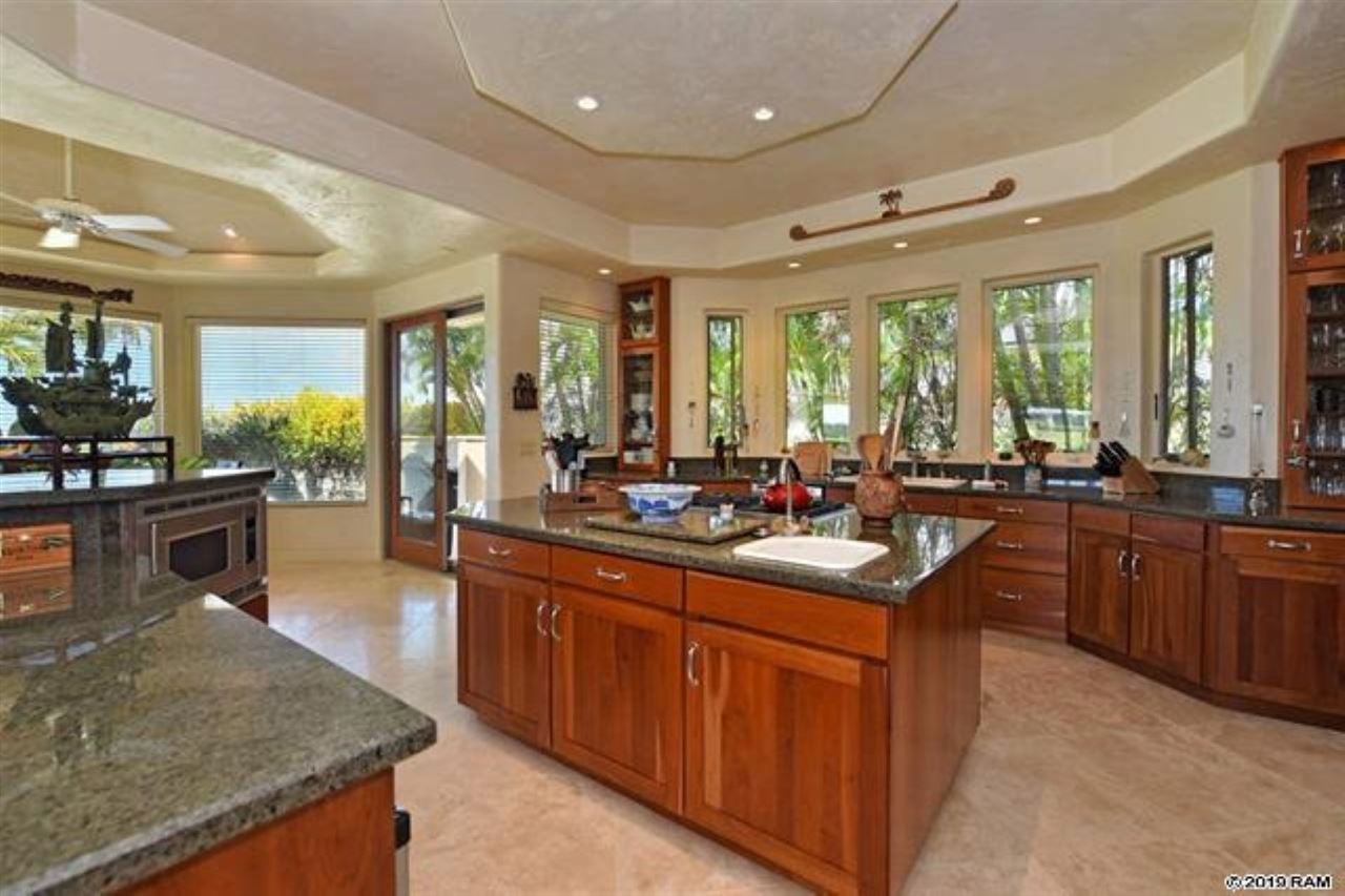 218 Crestview Road, Unit 10 Lahaina, HI 96761 - Photo 13 of 30 Gallery Image 13