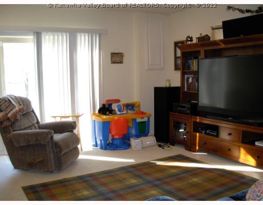 8 Darrell Road Ripley, WV 25271 - Photo 4 of 8 Den/Family/Great Room.