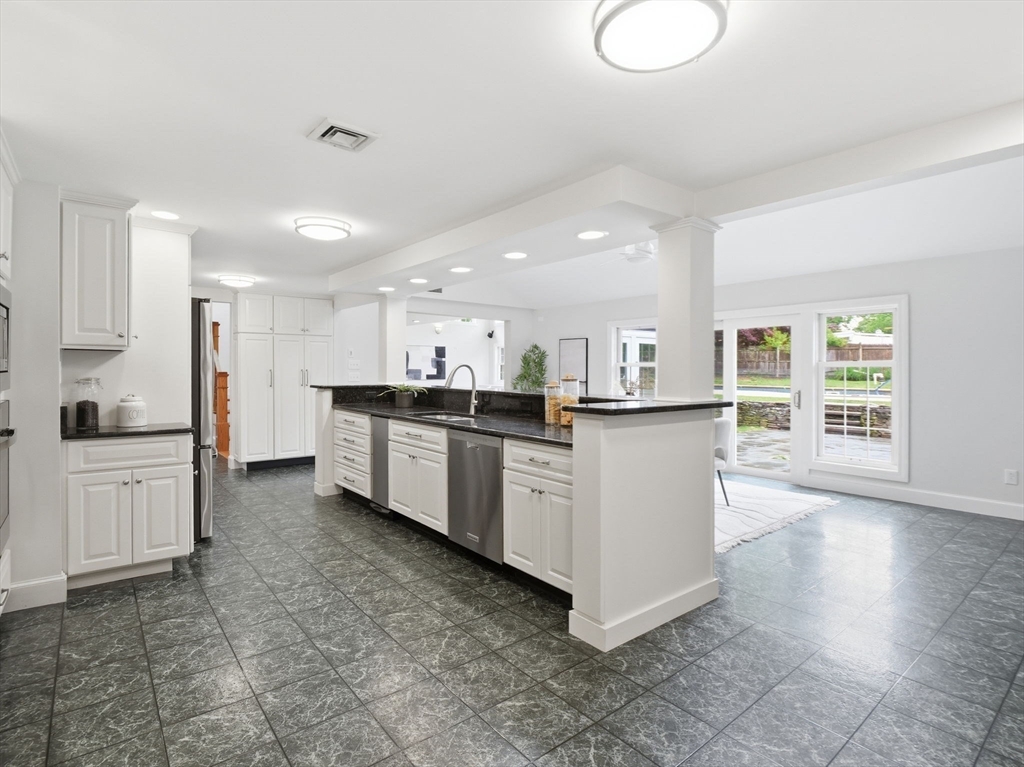 22 Alden Road Andover, MA 01810 - Photo 11 of 39