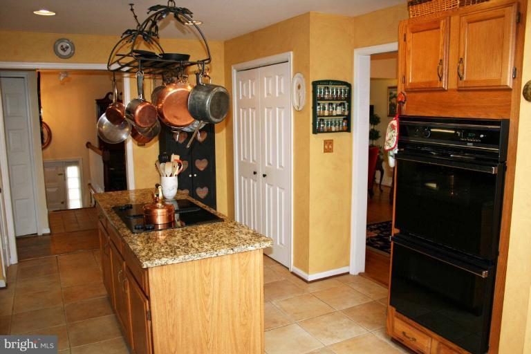 1114 West Joppa Road Towson, MD 21204 - Photo 8 of 22 Kitchen