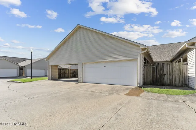 $1,550 | Undisclosed Address, Zachary, LA 70791