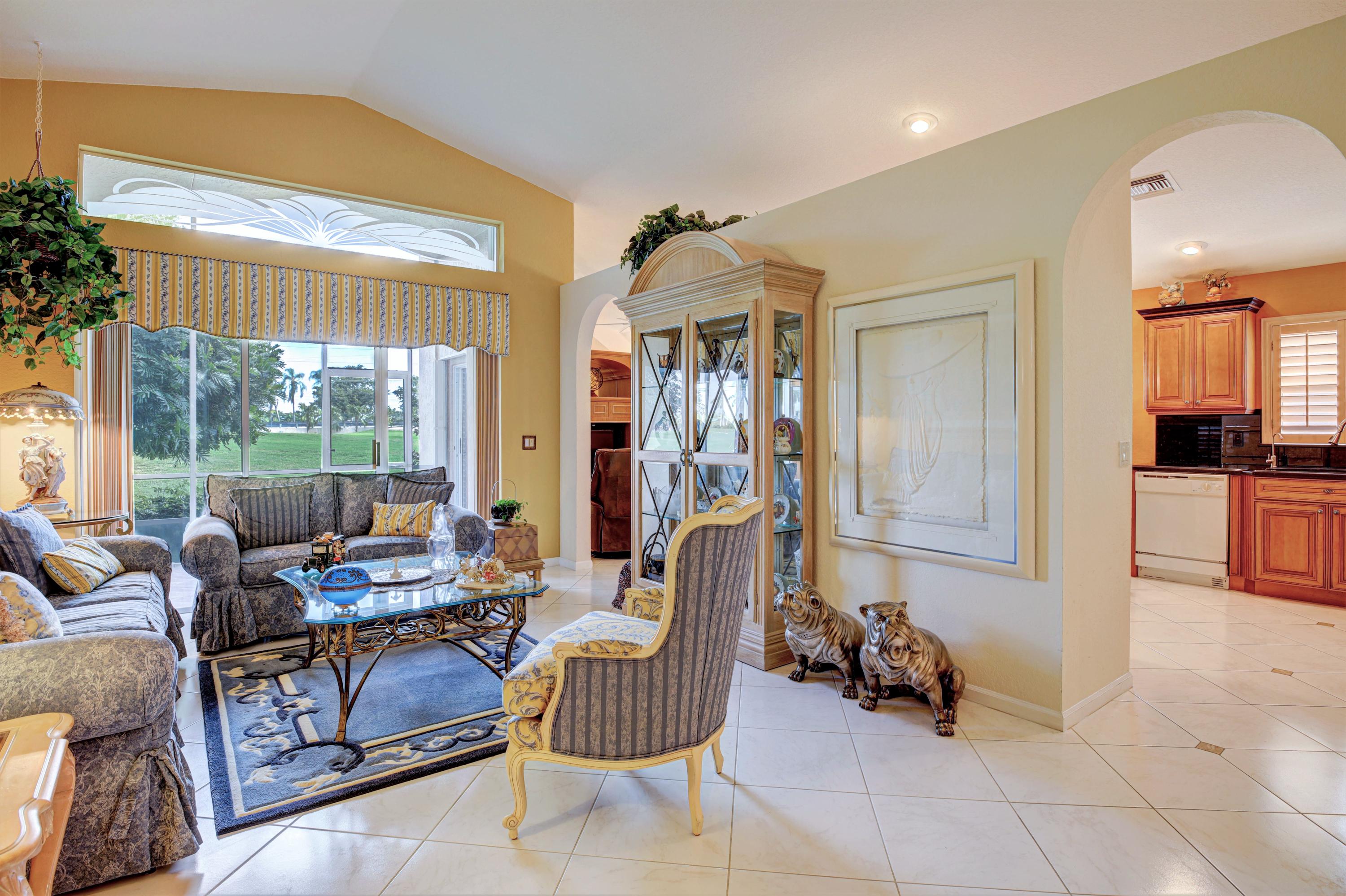 6709 Sun River Road Boynton Beach, FL 33437 - Photo 7 of 51 View of living room