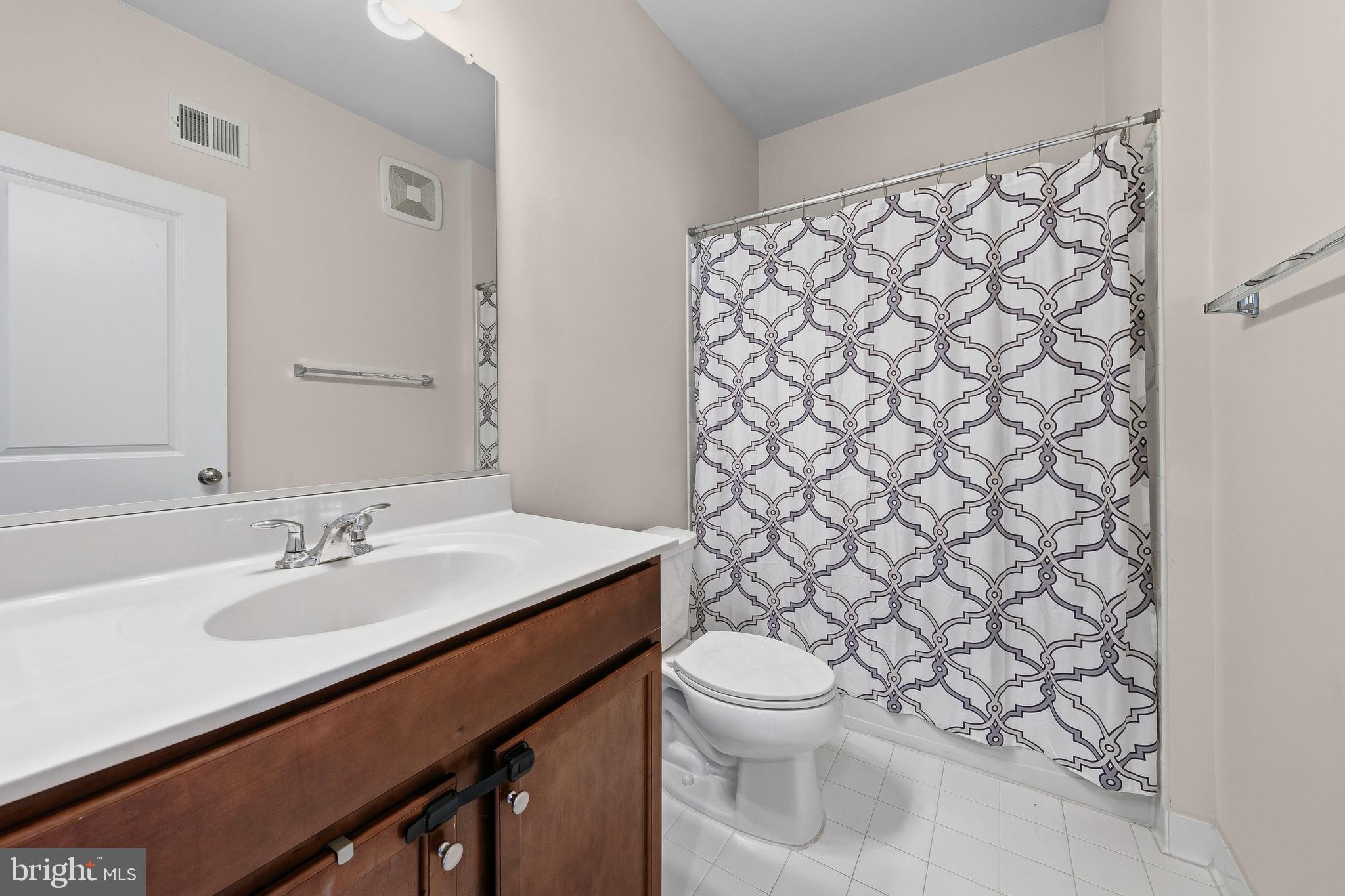 1400 Ribbon Limestone Terrace Southeast, Unit E201 Leesburg, VA 20175 - Photo 25 of 43