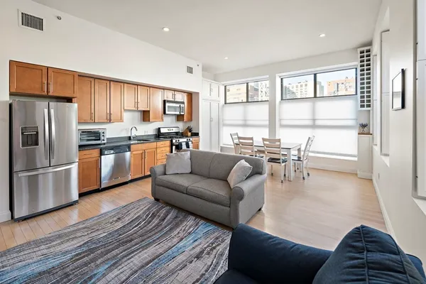 $5,400 | 1 Garden Street, Unit 4, Boston, MA 02114