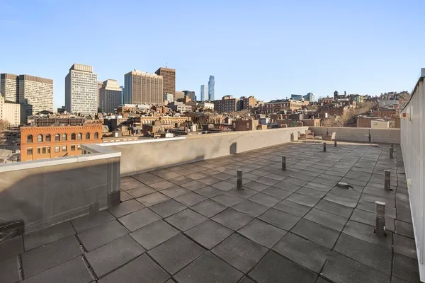 $5,400 | 1 Garden Street, Unit 4, Boston, MA 02114