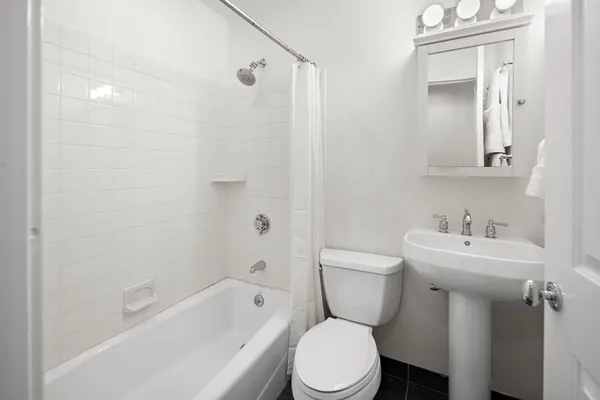 $5,400 | 1 Garden Street, Unit 4, Boston, MA 02114