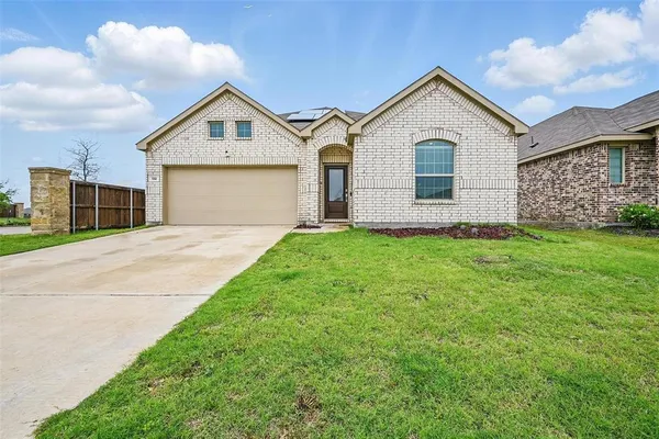 $2,000 | 132 Wyndemere Lane, Princeton, TX 75407