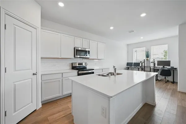 $2,000 | 132 Wyndemere Lane, Princeton, TX 75407