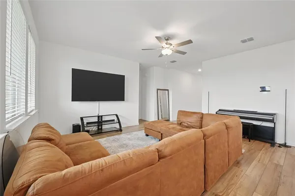 $2,000 | 132 Wyndemere Lane, Princeton, TX 75407