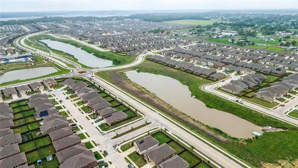 $2,000 | 132 Wyndemere Lane, Princeton, TX 75407