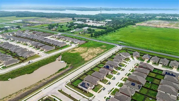 $2,000 | 132 Wyndemere Lane, Princeton, TX 75407