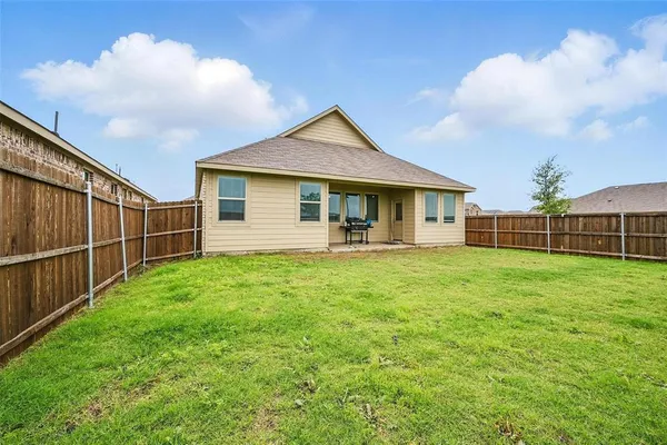 $2,000 | 132 Wyndemere Lane, Princeton, TX 75407