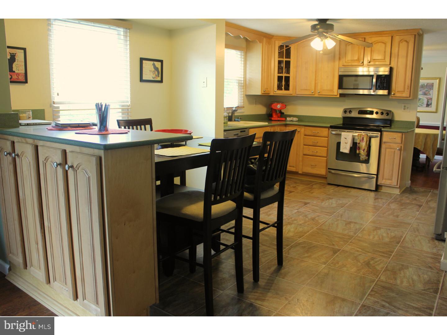 23 Ridgemount Drive Evesham, NJ 08053 - Photo 7 of 25