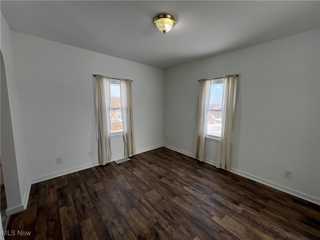 203 Mahan Road Weirton, WV 26062 - Photo 4 of 22 Gallery Image 4