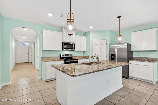 $2,200 | 1686 Mineral Lp Drive Northwest, Palm Bay, FL 32907