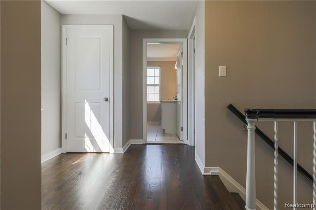 251 Lothrop Road Grosse Pointe Farms, MI 48236 - Photo 20 of 29