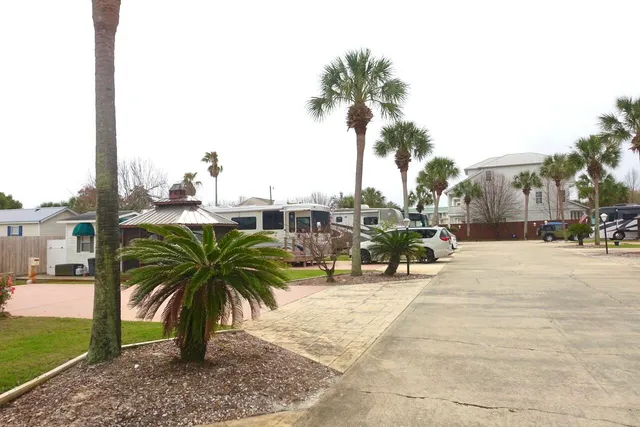 $215,000 | 18 East Bradley Street, Unit LOT 3, Miramar Beach, FL 32550