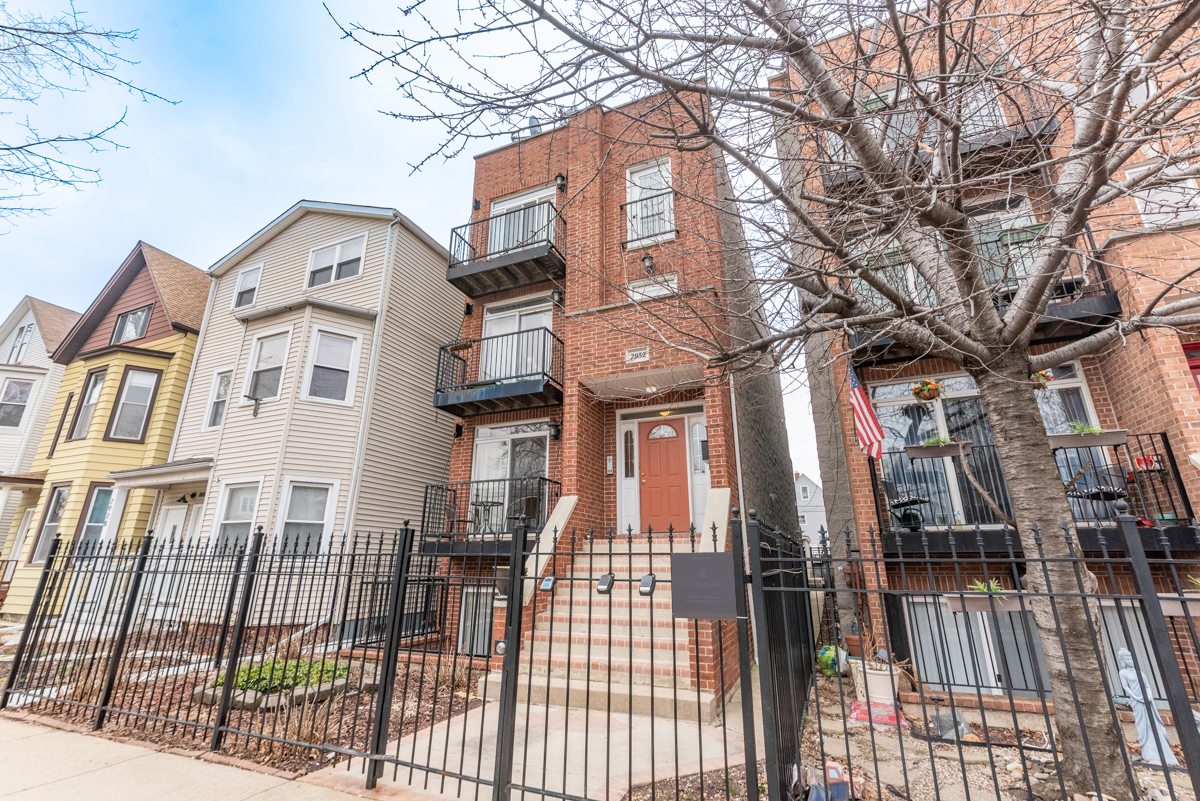a view of a large building