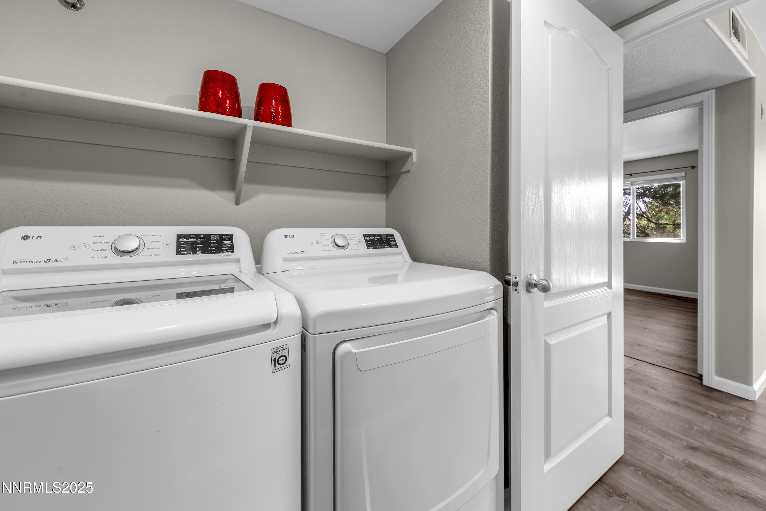 6850 Sharlands Avenue, Unit W 2133 Reno, NV 89523 - Photo 21 of 24 Sharlands W2133 laundry room 2