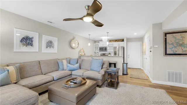 $260,000 | 814 Indian Pointe, Unit 814, Osage Beach, MO 65065