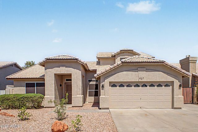 $639,900 | 937 North Granite Street, Gilbert, AZ 85234