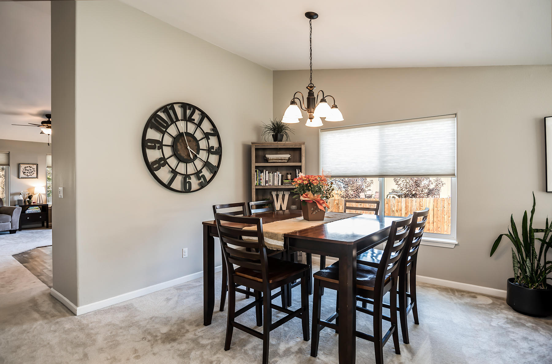 21278 Keyte Road Bend, OR 97701 - Photo 24 of 48 Dining