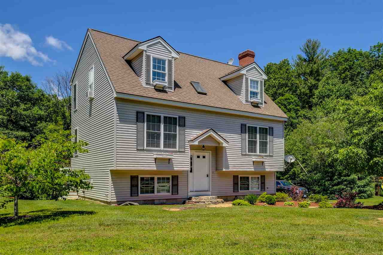 4 Meeks Road Kingston, NH 03848 - Photo 1 of 32