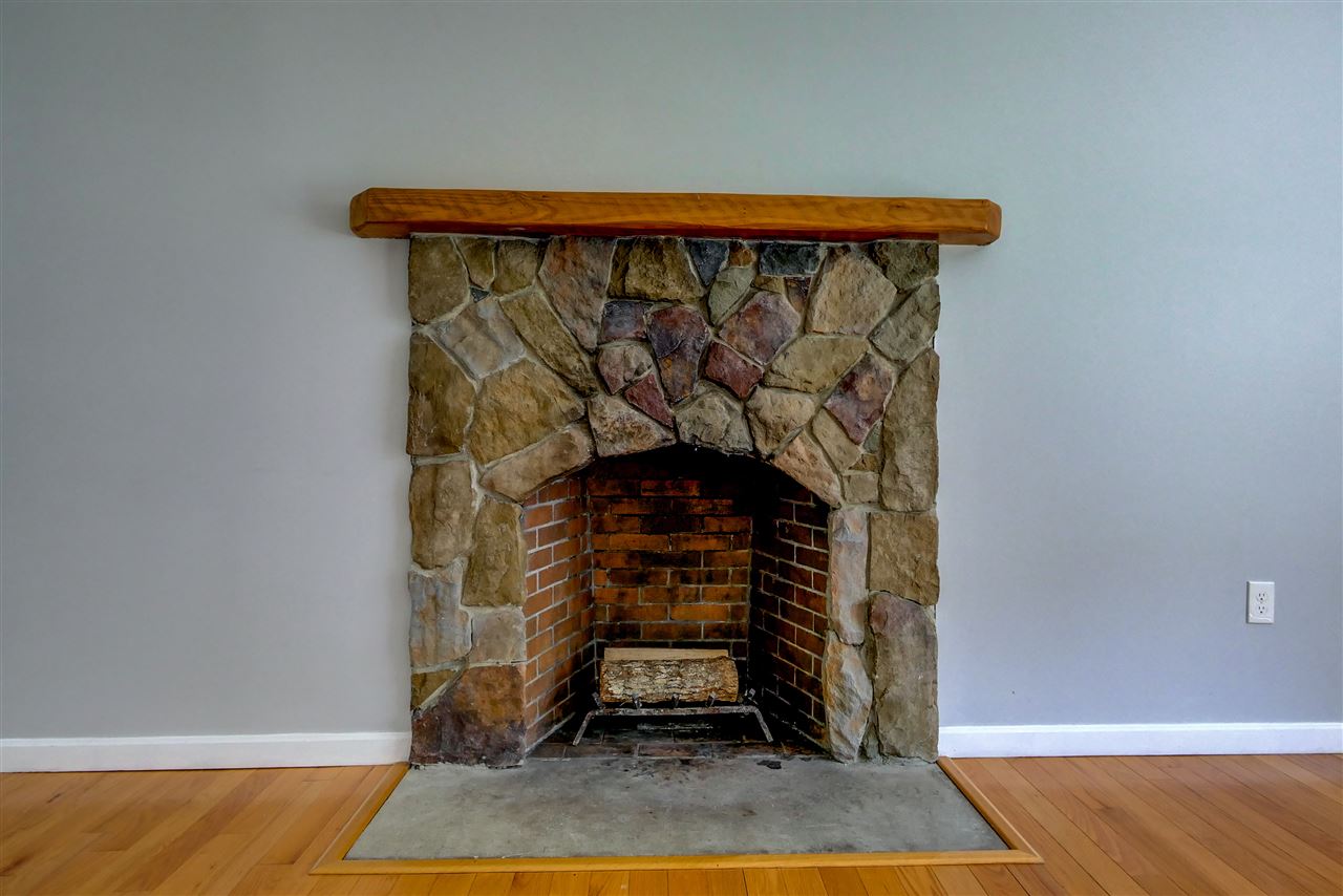 4 Meeks Road Kingston, NH 03848 - Photo 15 of 32