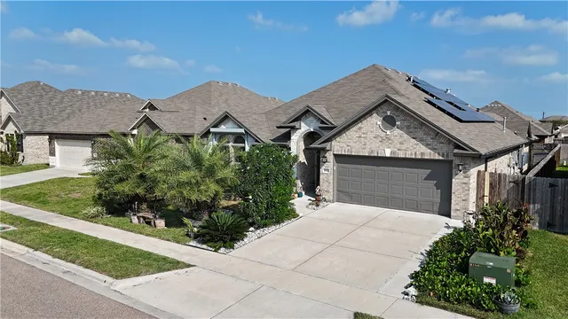 $410,000 | 8162 Luz De Luna Street, Corpus Christi, TX 78414
