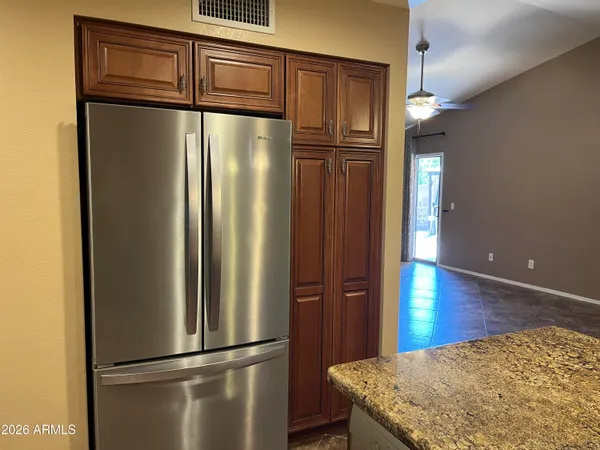 $2,200 | 3921 East Graythorn Street, Phoenix, AZ 85044