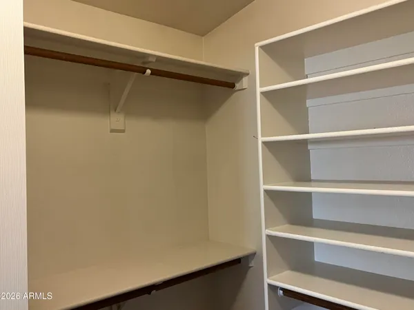 $2,200 | 3921 East Graythorn Street, Phoenix, AZ 85044