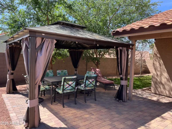 $2,200 | 3921 East Graythorn Street, Phoenix, AZ 85044