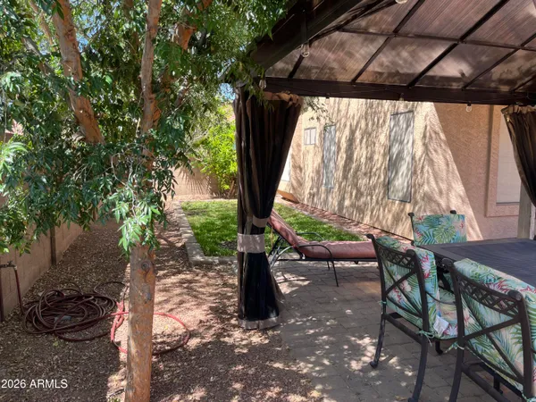 $2,200 | 3921 East Graythorn Street, Phoenix, AZ 85044