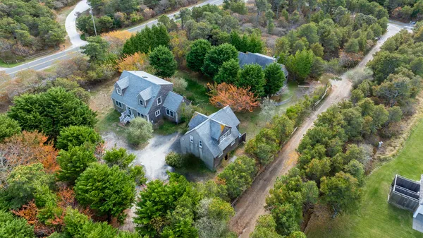 $4,850,000 | 121 Surfside Road, Nantucket, MA 02554