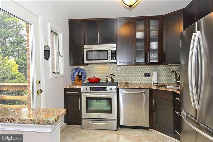 515 Kerwin Court Silver Spring, MD 20901 - Photo 7 of 15 Kitchen