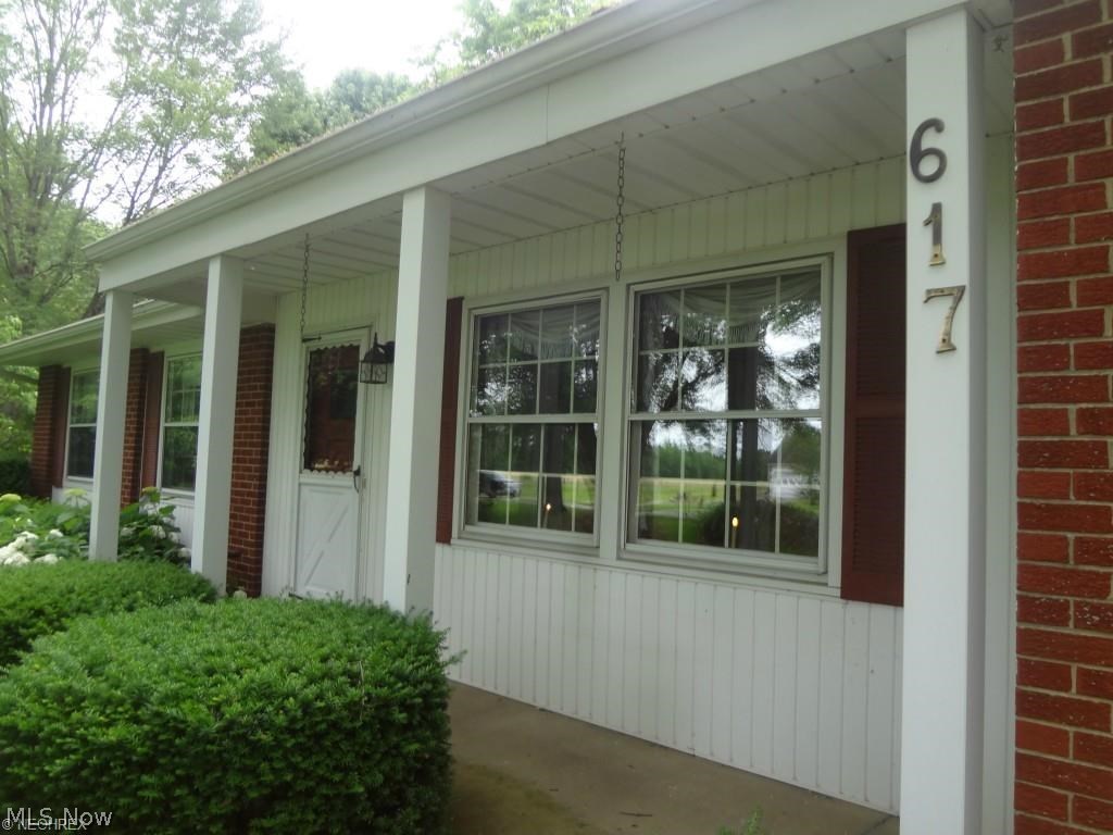 617 Airport Road Northwest Warren, OH 44481 - Photo 4 of 27 Gallery Image 4