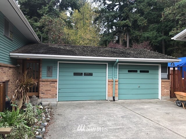 4431 South Discovery Road Port Townsend, WA 98368 - Photo 4 of 6 Gallery Image 4