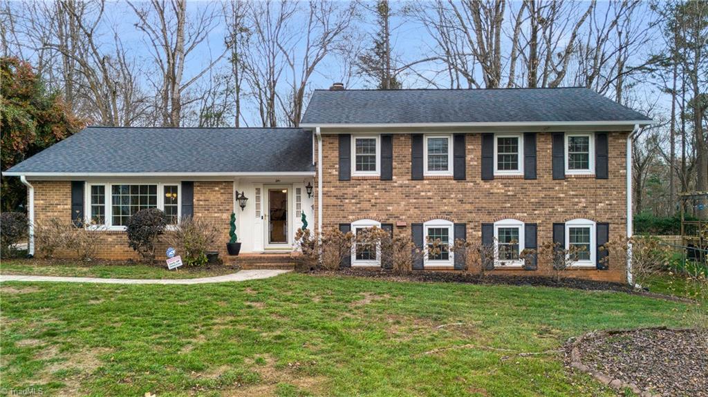 241 Flintshire Road Winston-Salem, NC 27104 - Photo 1 of 25 Gallery Image 1