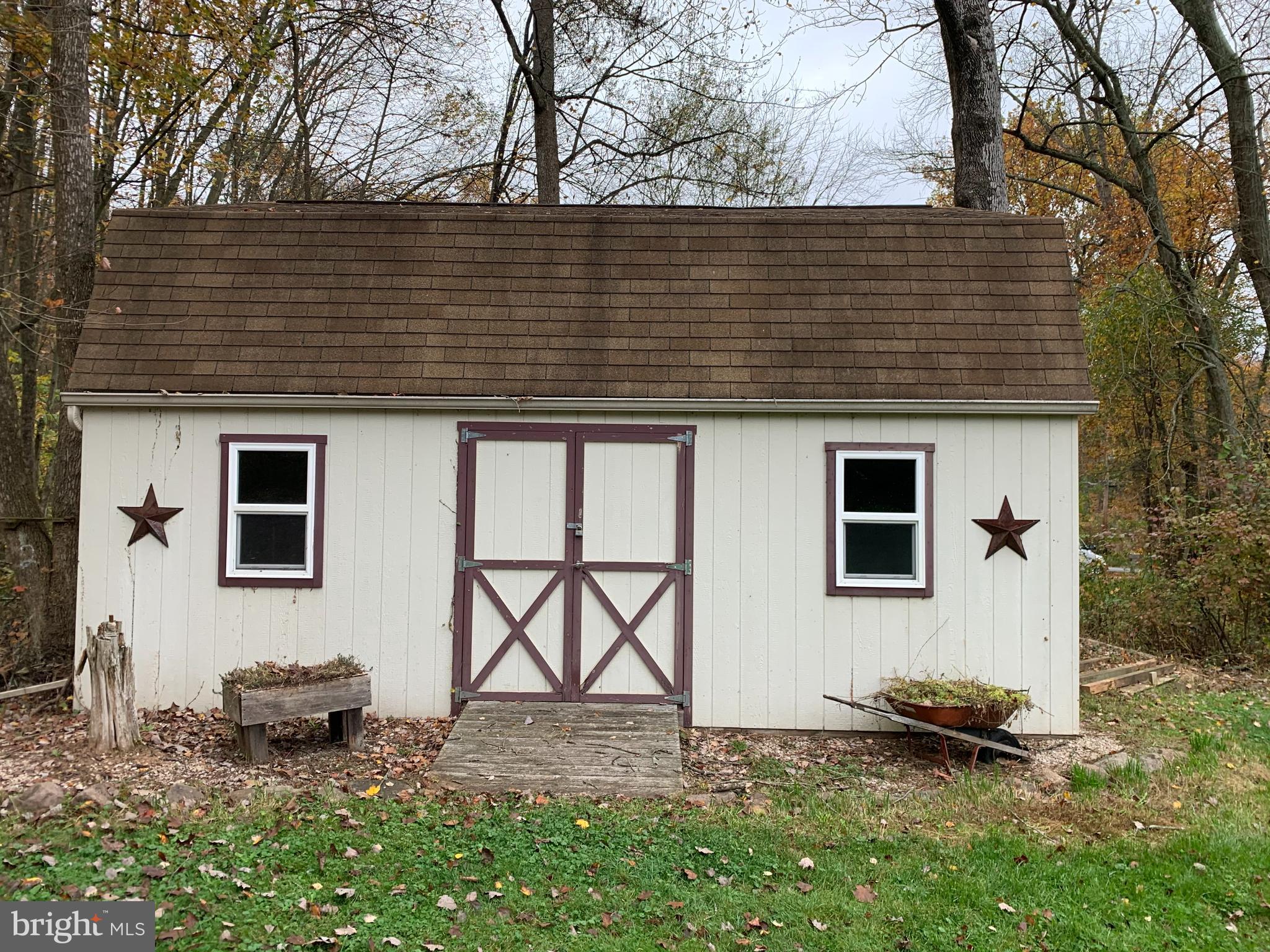 1178 Park Road Elverson, PA 19520 - Photo 15 of 30 Barn (2 story)