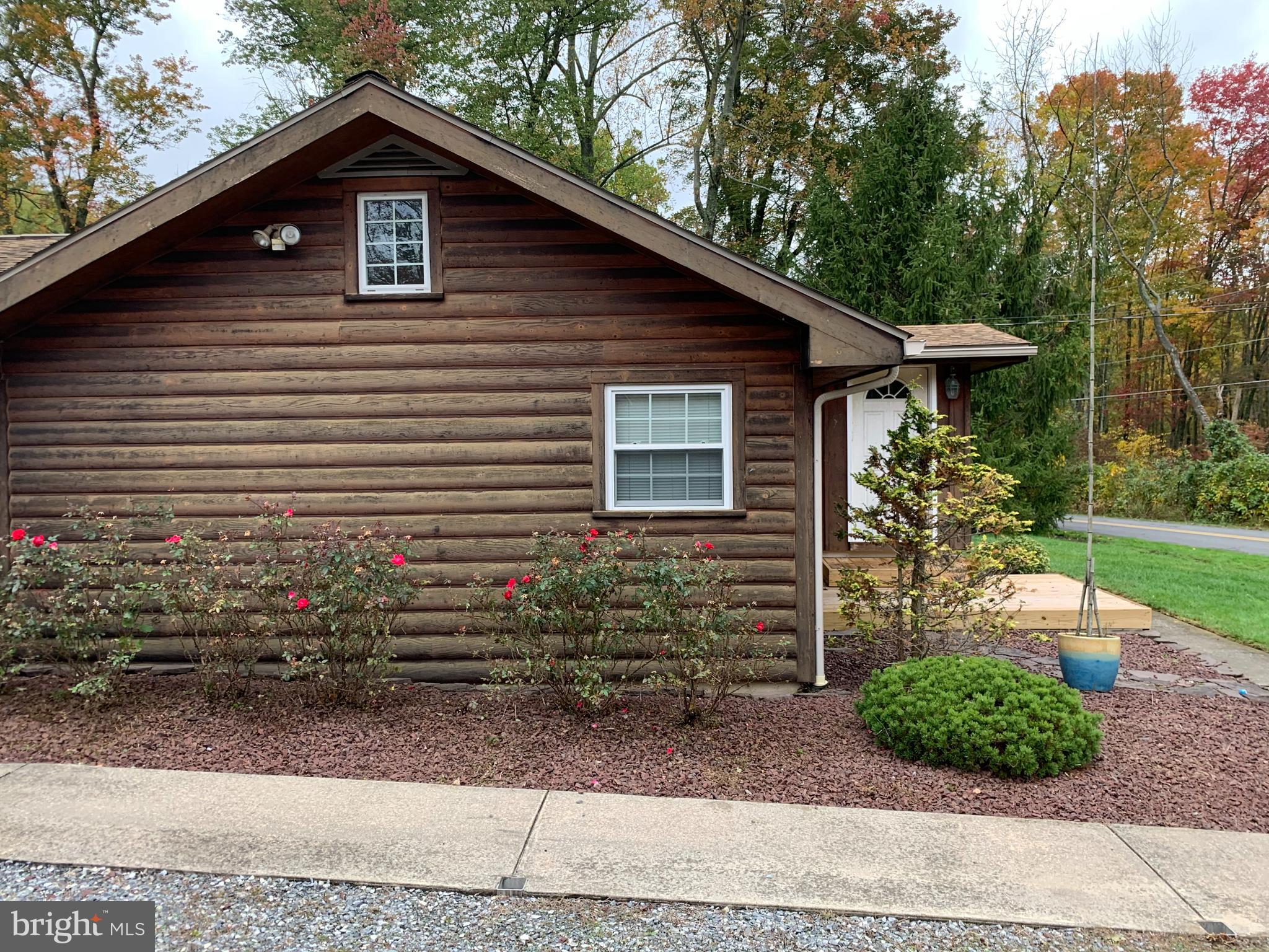 1178 Park Road Elverson, PA 19520 - Photo 5 of 30 South facing rose gardens