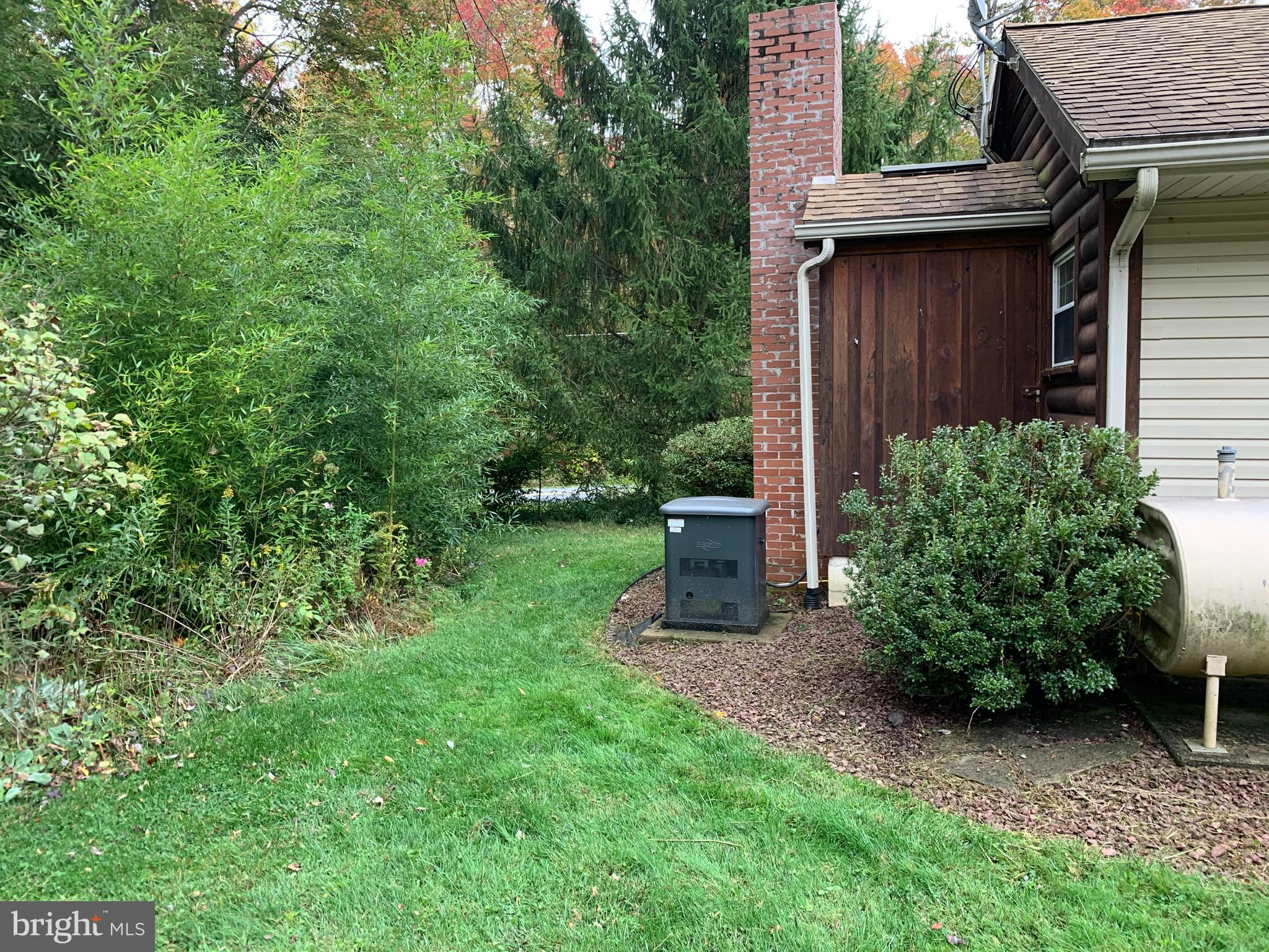 1178 Park Road Elverson, PA 19520 - Photo 9 of 30 North side of yard